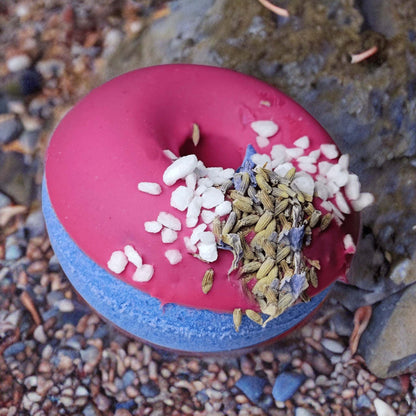 Experience relaxation at its finest with our Lavender Sea Donut Bath Bomb. Unwind and indulge!