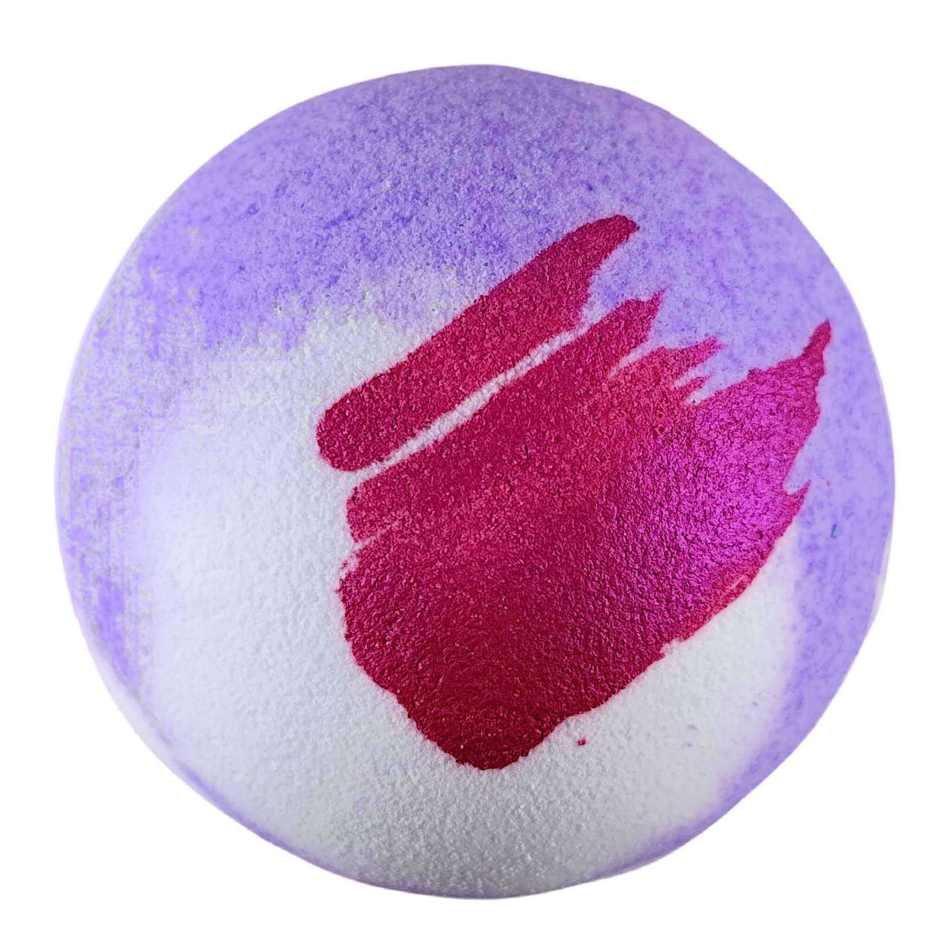 Lavender Luxury Fizzy Bath Bomb: Experience a new level of relaxation and rejuvenation in every bath time.